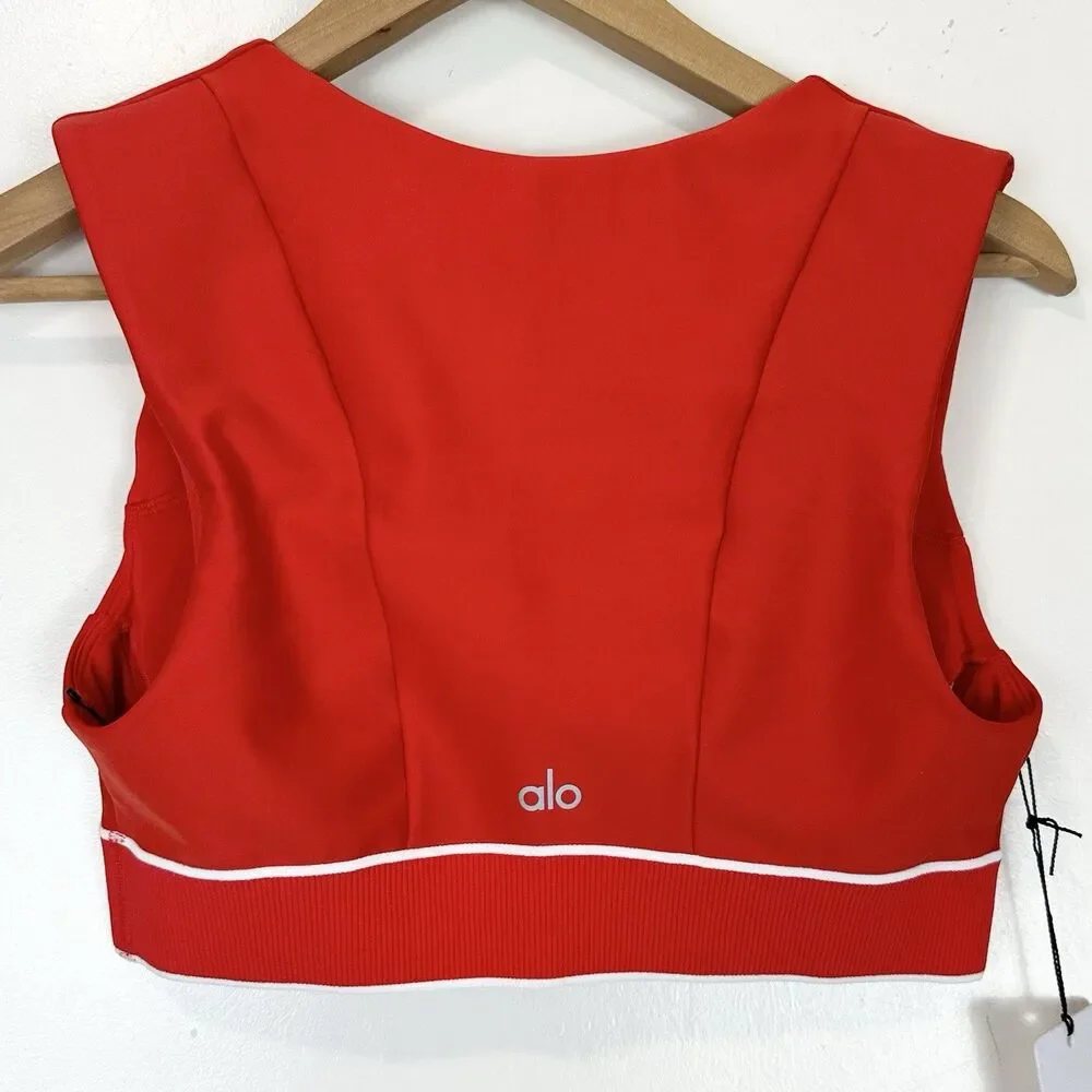 NWT Alo Yoga Airlift Alignment Bra Bright Red Size M W9824R Studio Yoga Pilates